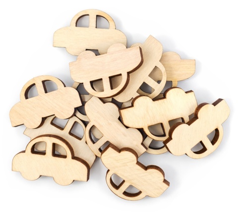 Drewniane autka 3x2 cm – scrapki dekor ze sklejki brzozowej 3 mm (10 szt.)